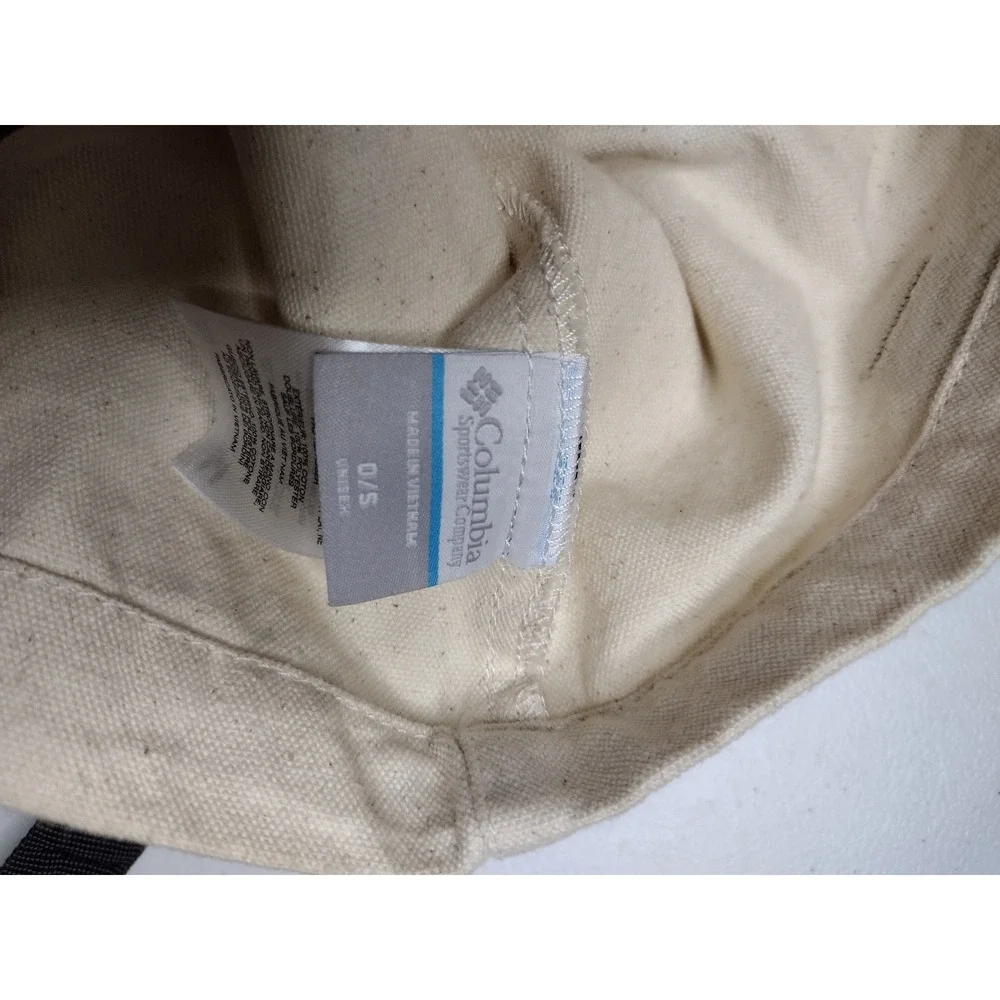 Columbia sportswear canvas
